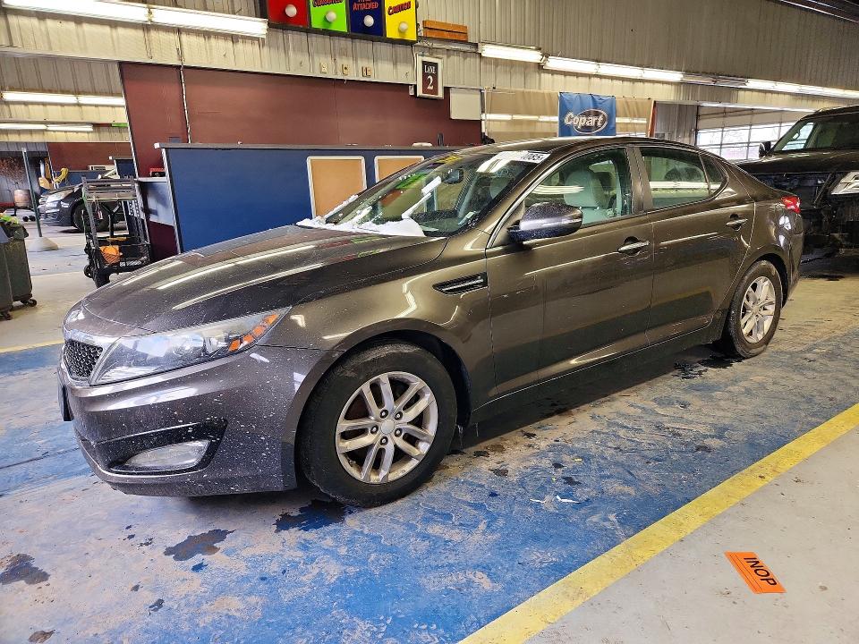 KIA OPTIMA 2012 with VIN 5XXGM4A75CG032175 - Photo from auction