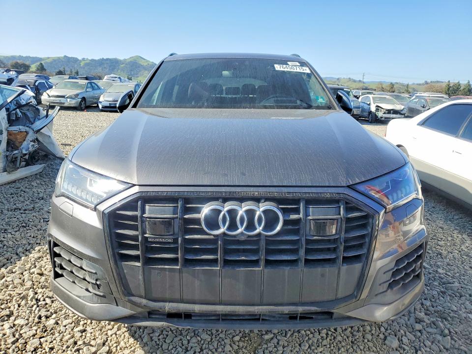 Photo 5 from auction – 2020 AUDI Q7 PRESTIG with VIN WA1VXAF70LD003760