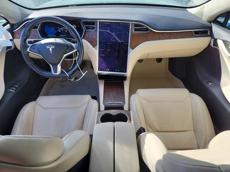 Photo 8 from auction – 2017 TESLA MODEL S with VIN 5YJSA1E19HF215807