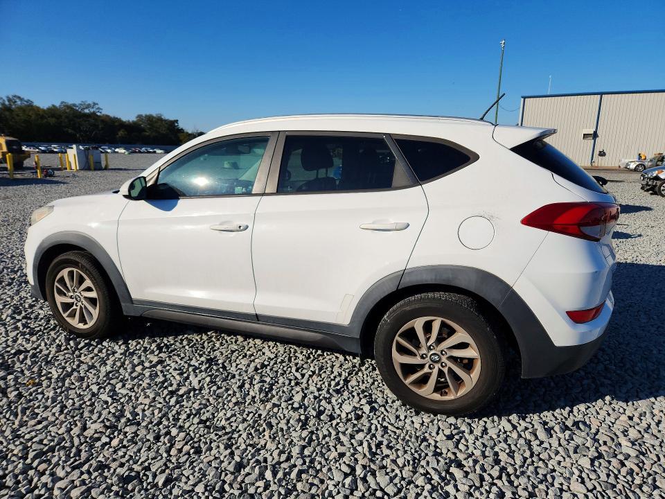 Photo 2 from auction – 2016 HYUNDAI TUCSON LIM with VIN KM8J33A4XGU092151