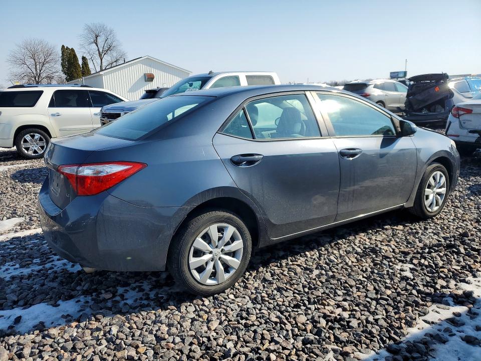 Photo 3 from auction – 2015 TOYOTA COROLLA L with VIN 5YFBURHE0FP318720