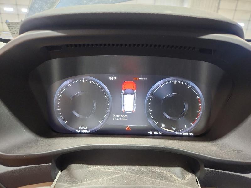 Photo 9 from auction – 2019 VOLVO XC40 T4 IN with VIN YV4AC2HL2K2071775