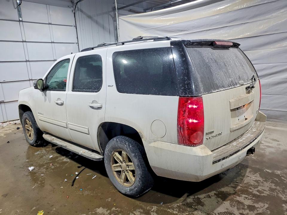 Photo 2 from auction – 2011 GMC YUKON with VIN 1GKS2CE05BR369789