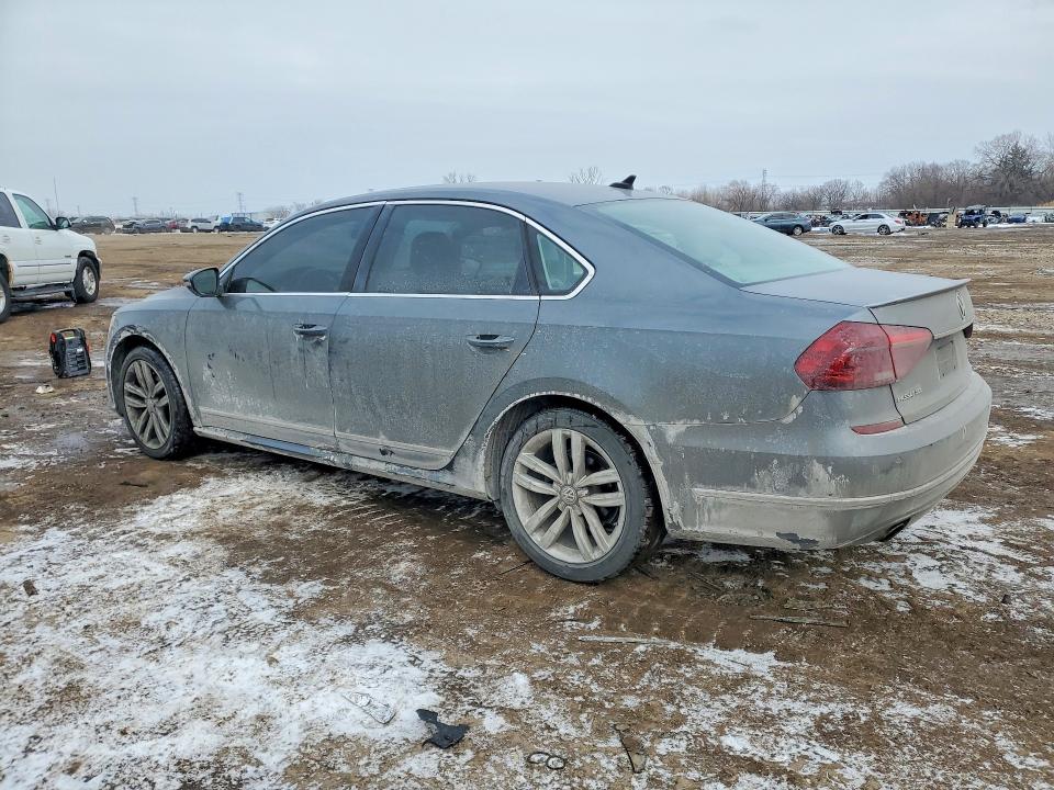 Photo 2 from auction – 2017 VOLKSWAGEN PASSAT with VIN 1VWCT7A37HC015480