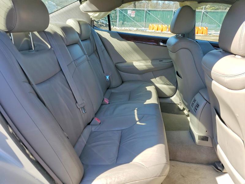 Photo 10 from auction – 2002 LEXUS ES with VIN JTHBF30GX25008259