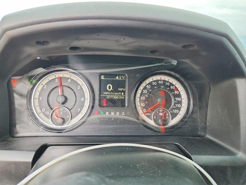Photo 9 from auction – 2018 RAM 1500 with VIN 1C6RR7ST5JS296093