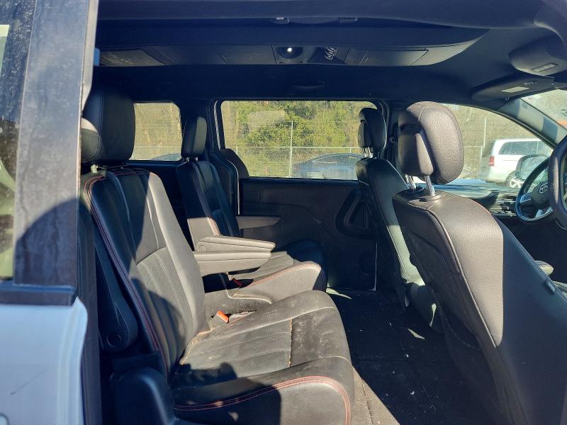 Photo 11 from auction – 2018 DODGE GRAND CARA with VIN 2C4RDGEG0JR327967