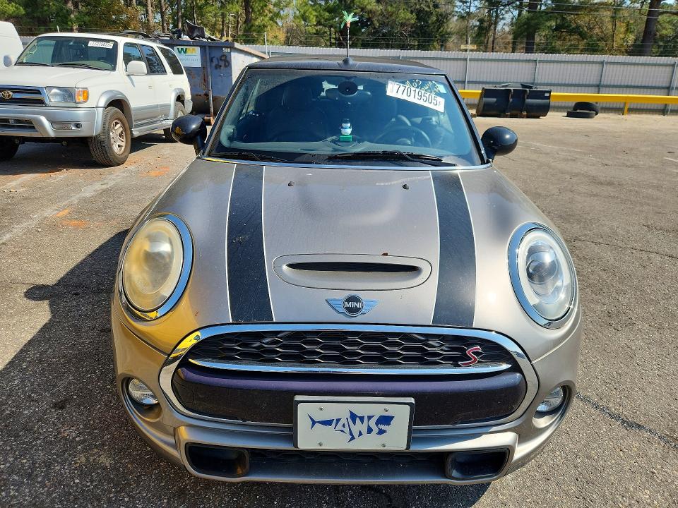 Photo 5 from auction – 2016 MINI COOPER with VIN WMWWG9C5XG3A91885