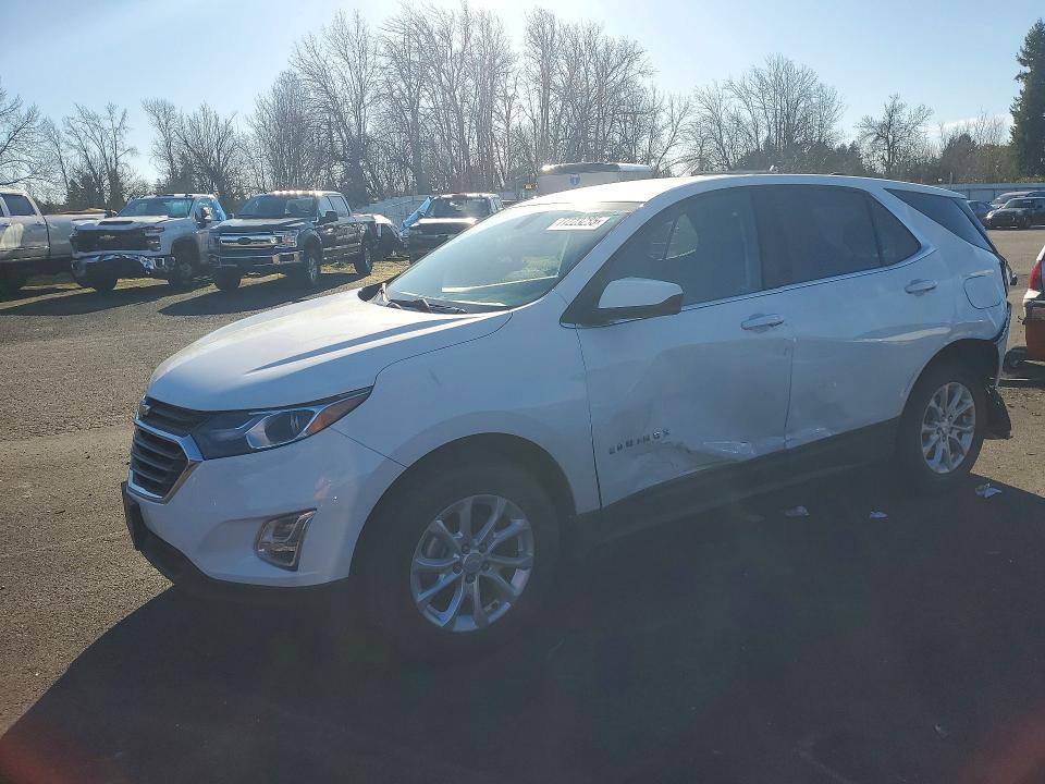 CHEVROLET EQUINOX 2018 with VIN 2GNAXJEV4J6139722 - Photo from auction