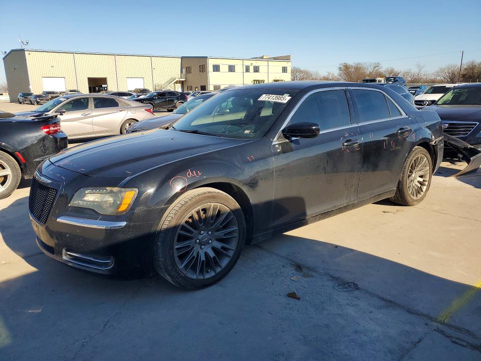 CHRYSLER 300 2014 with VIN 2C3CCAAG7EH373467 - Photo from auction
