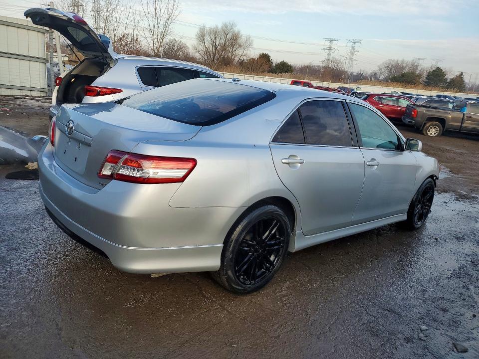 Photo 3 from auction – 2010 TOYOTA CAMRY with VIN 4T1BF3EK2AU020436