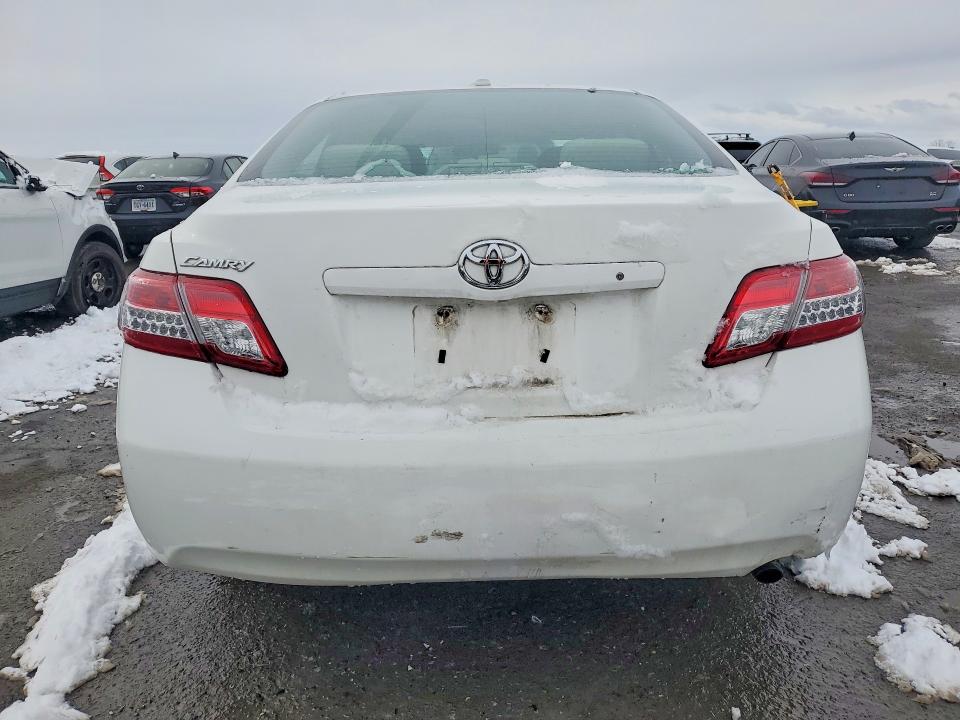 Photo 6 from auction – 2011 TOYOTA CAMRY with VIN 4T4BF3EK4BR207152