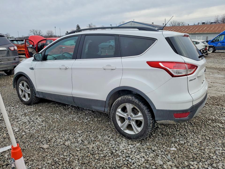 Photo 2 from auction – 2014 FORD ESCAPE SE with VIN 1FMCU0G91EUA75601