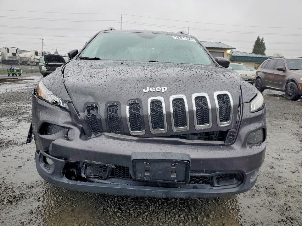Photo 5 from auction – 2016 JEEP CHEROKEE with VIN 1C4PJMCS3GW245799