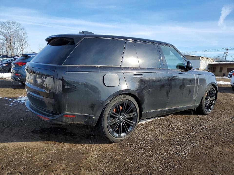 Photo 3 from auction – 2025 LAND ROVER RANGE ROVER with VIN SALKP9E97SA261812