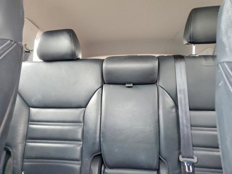 Photo 10 from auction – 2016 KIA SORENTO EX with VIN 5XYPH4A59GG152114