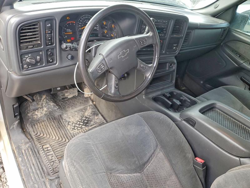 Photo 8 from auction – 2003 CHEVROLET SILVERADO with VIN 1GCHK29123E193151