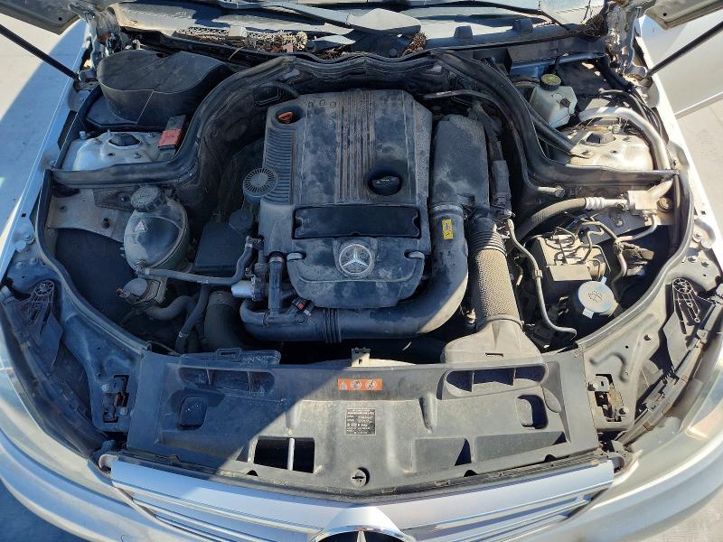 Photo 11 from auction – 2012 MERCEDES-BENZ C with VIN WDDGF4HB9CA619727