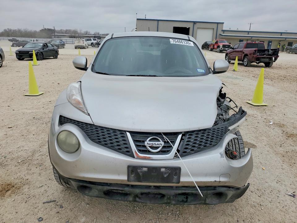 Photo 5 from auction – 2012 NISSAN JUKE with VIN JN8AF5MR2CT107972