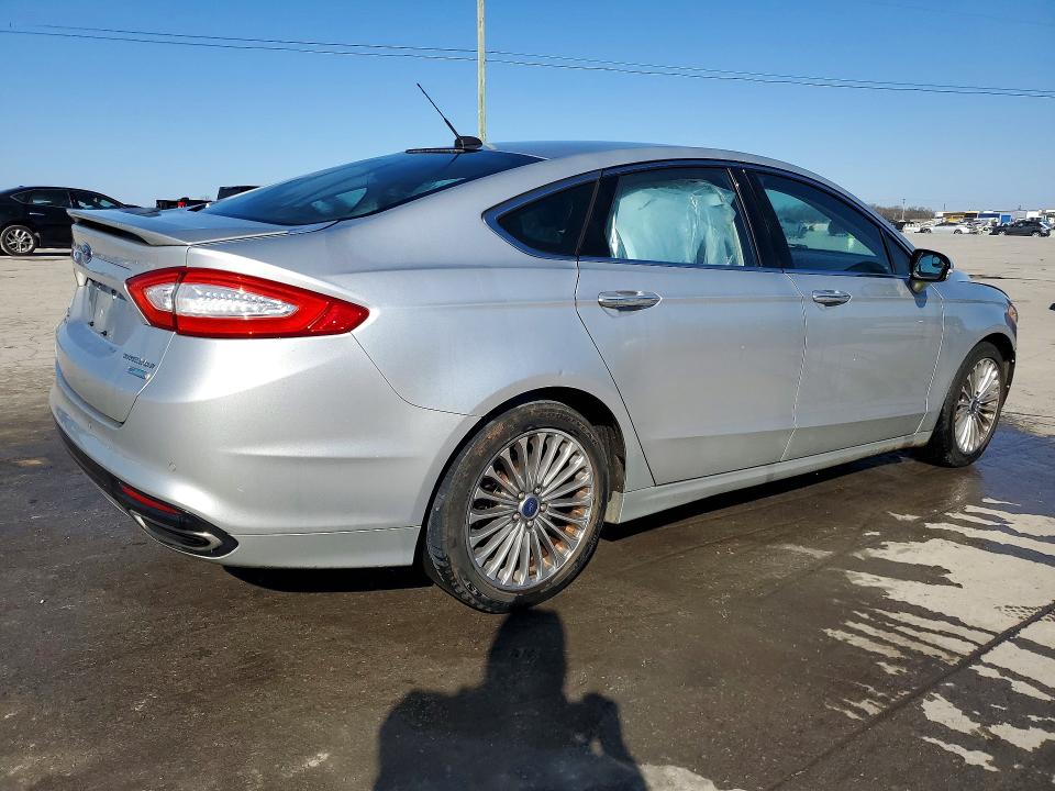 Photo 3 from auction – 2015 FORD FUSION TIT with VIN 3FA6P0K95FR297623