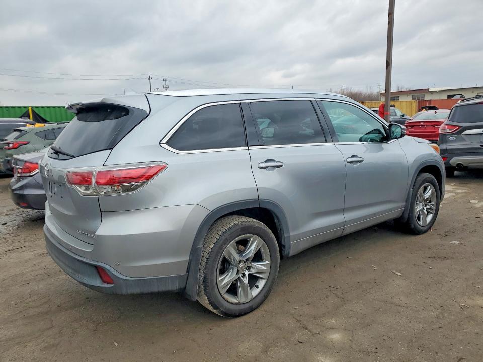 Photo 3 from auction – 2014 TOYOTA HIGHLANDER with VIN 5TDDKRFH5ES026269