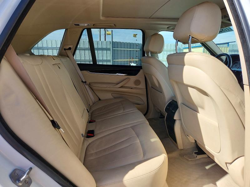 Photo 11 from auction – 2014 BMW X5 with VIN 5UXKR2C5XE0C01057