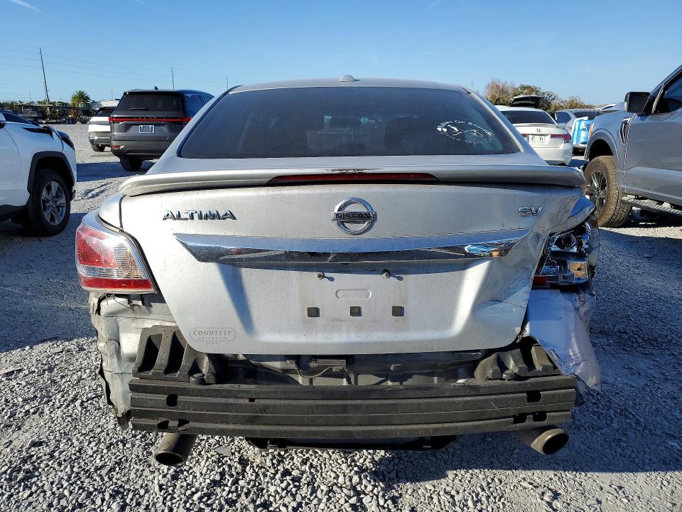 Photo 6 from auction – 2015 NISSAN ALTIMA with VIN 1N4AL3AP7FC165226