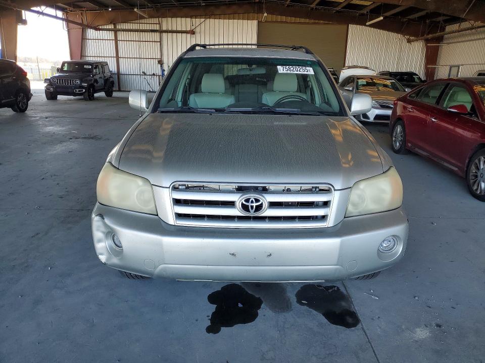 Photo 5 from auction – 2005 TOYOTA HIGHLANDER with VIN JTEGP21A350086260