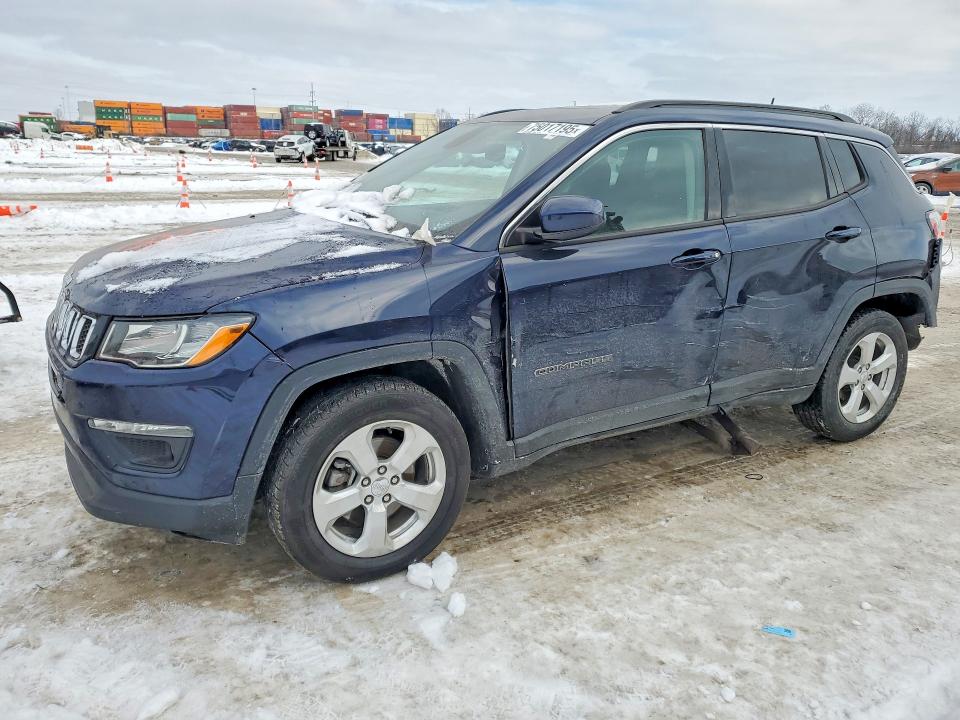 JEEP COMPASS 2018 with VIN 3C4NJCBB1JT425055 - Photo from auction