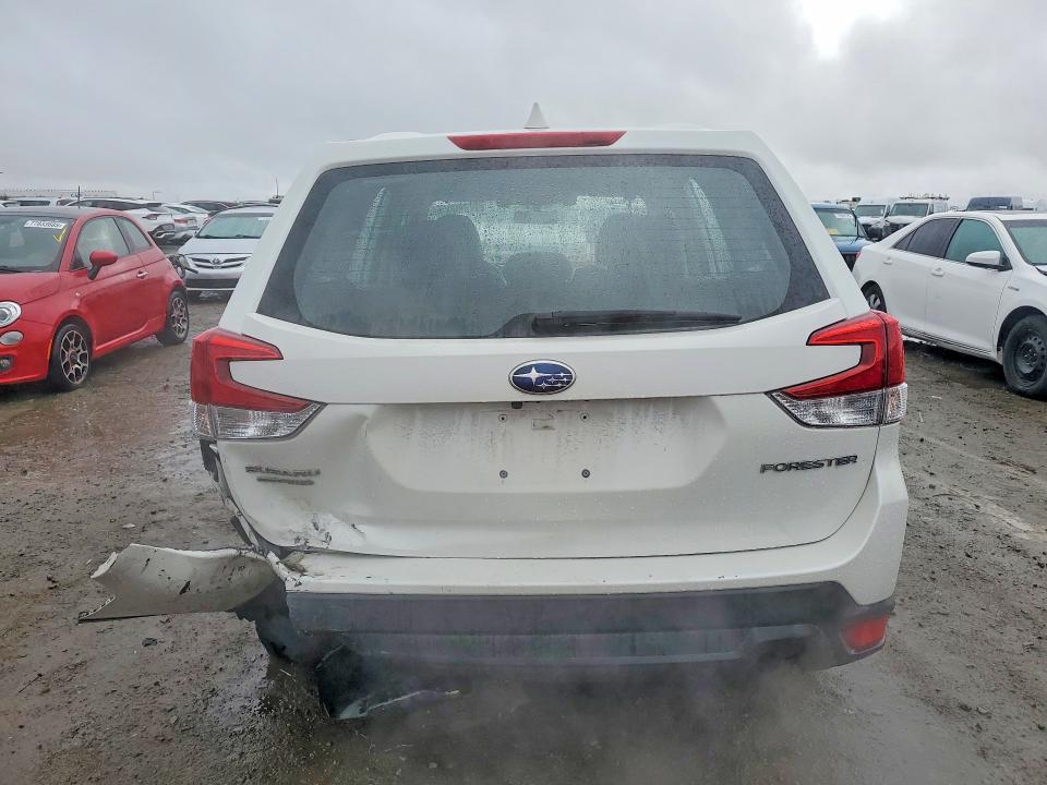 Photo 6 from auction – 2019 SUBARU FORESTER with VIN JF2SKAAC2KH479531