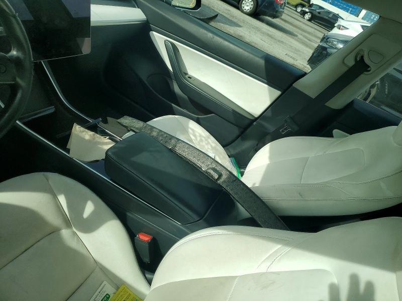Photo 8 from auction – 2019 TESLA MODEL 3 with VIN 5YJ3E1EA3KF431488