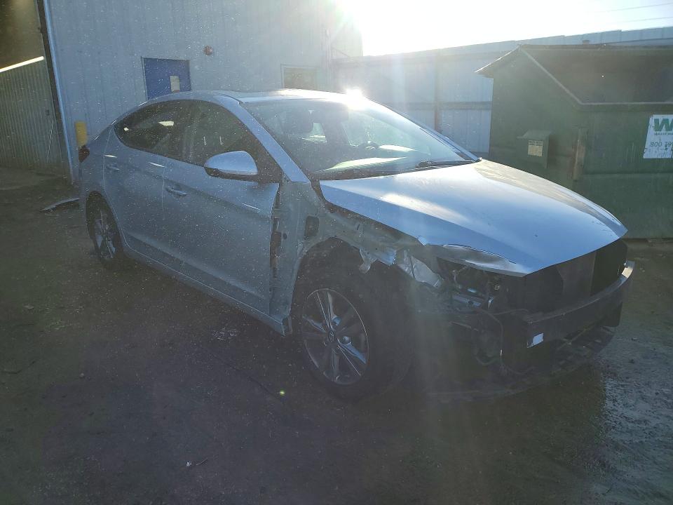 Photo 4 from auction – 2017 HYUNDAI ELANTRA with VIN 5NPD84LF2HH177925