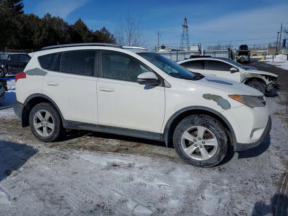 Photo 4 from auction – 2013 TOYOTA RAV4 with VIN 2T3WFREV9DW012800