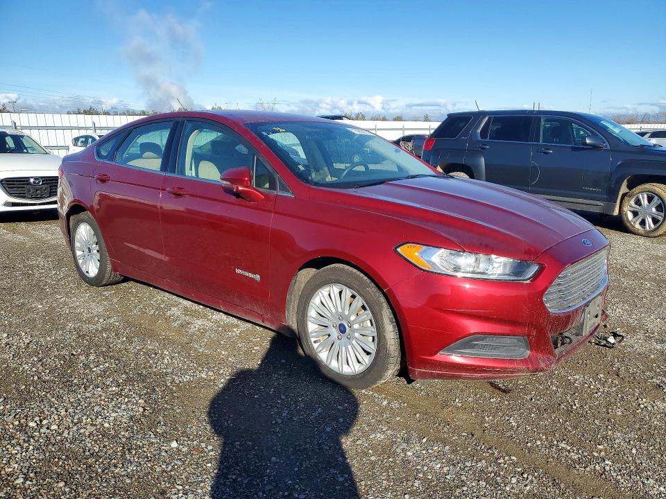 Photo 4 from auction – 2013 FORD FUSION SE with VIN 3FA6P0LU8DR235035