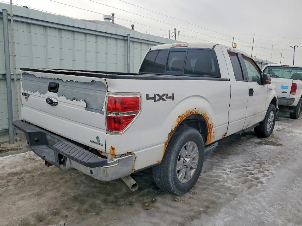 Photo 3 from auction – 2011 FORD F150 SUPER with VIN 1FTFX1EF5BKD77083