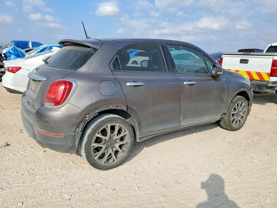 Photo 3 from auction – 2017 FIAT 500X TREKK with VIN ZFBCFXCB1HP525155