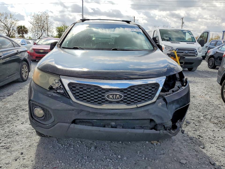 Photo 5 from auction – 2012 KIA SORENTO with VIN 5XYKU3A64CG302214