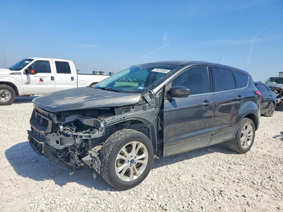 FORD ESCAPE 2019 with VIN 1FMCU0GD5KUA99657 - Photo from auction