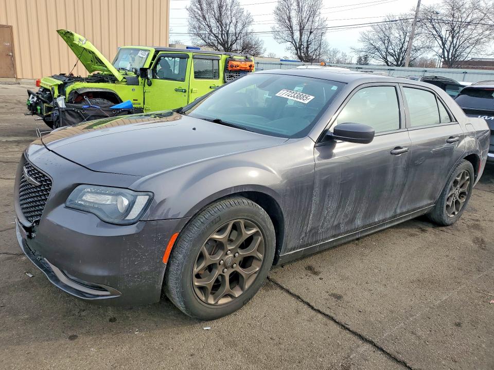 CHRYSLER 300 2016 with VIN 2C3CCAGG2GH283024 - Photo from auction