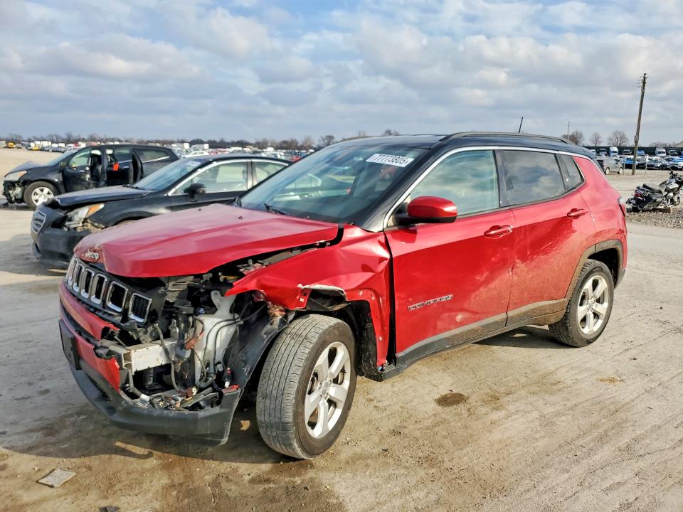 JEEP COMPASS 2018 with VIN 3C4NJCBB3JT267897 - Photo from auction