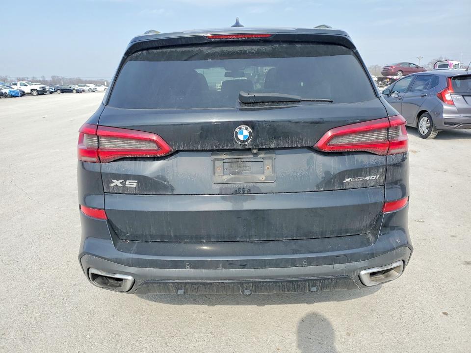 Photo 6 from auction – 2019 BMW X5 XDRIVE4 with VIN 5UXCR6C57KLL02057