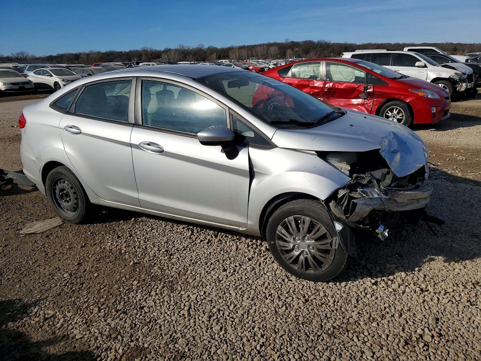 Photo 4 from auction – 2011 FORD FIESTA with VIN 3FADP4AJ2BM233685