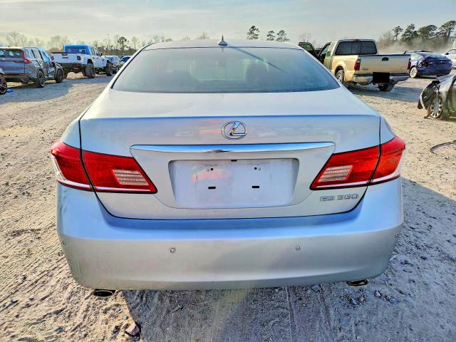 Photo 6 from auction – 2011 LEXUS ES with VIN JTHBK1EG6B2464401