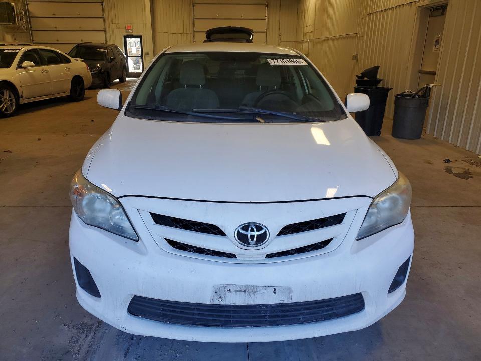 Photo 5 from auction – 2011 TOYOTA COROLLA LE with VIN 2T1BU4EE8BC636330