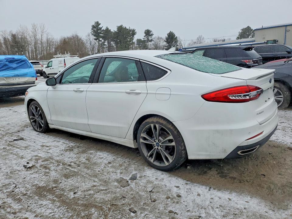Photo 2 from auction – 2019 FORD FUSION with VIN 3FA6P0K95KR270559