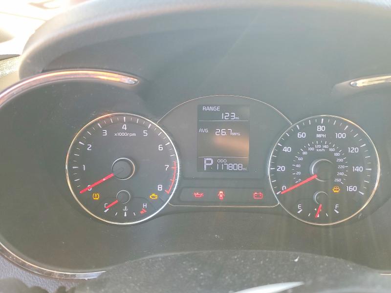 Photo 9 from auction – 2016 KIA FORTE LX with VIN KNAFK4A61G5467081