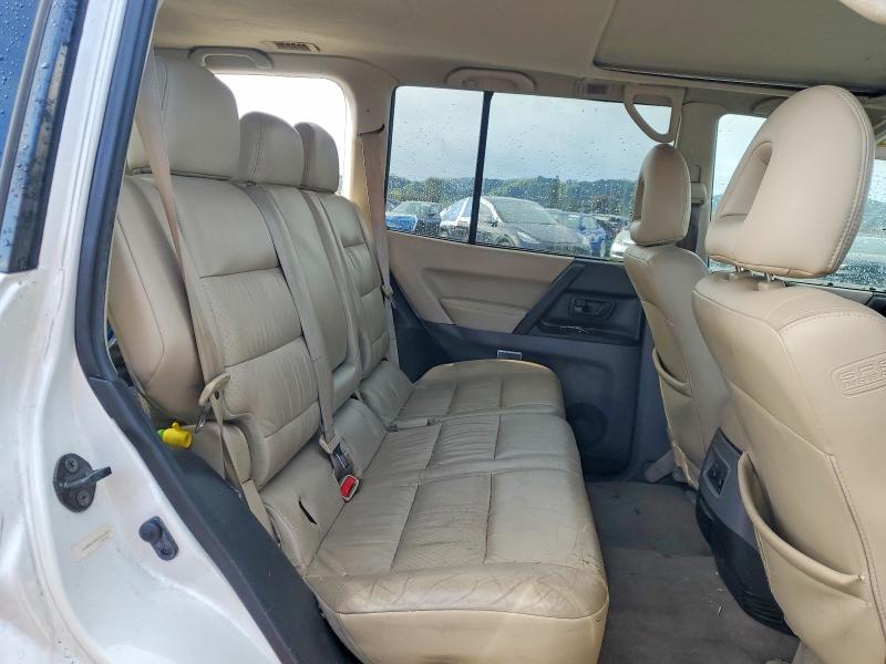 Photo 11 from auction – 2002 MITSUBISHI MONTERO with VIN JA4MW51R32J014850