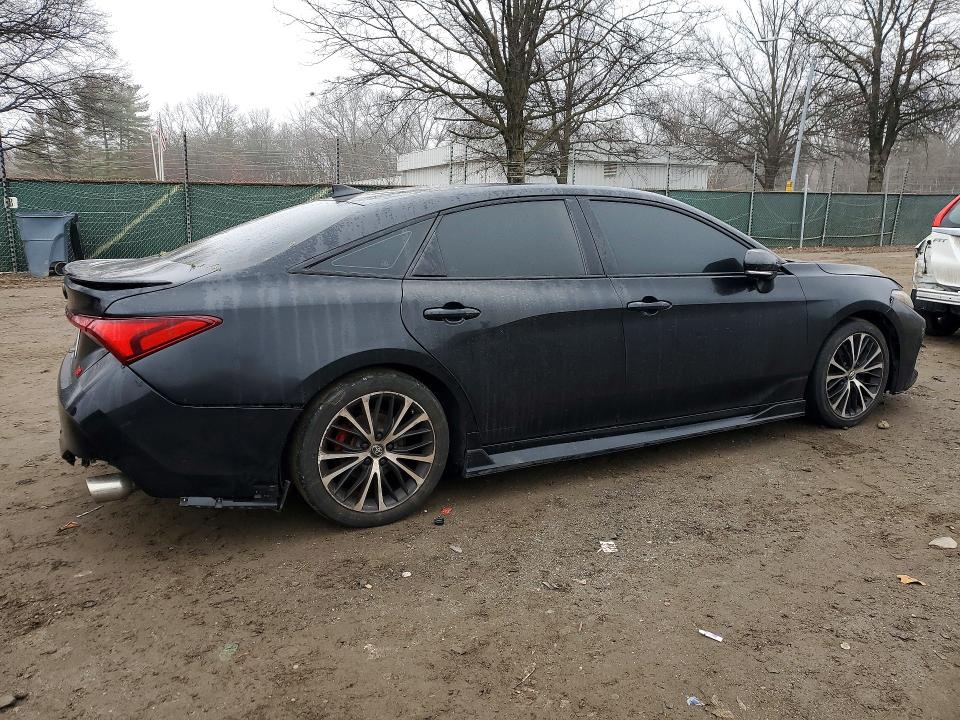 Photo 3 from auction – 2021 TOYOTA AVALON with VIN 4T1FZ1FB8MU066434