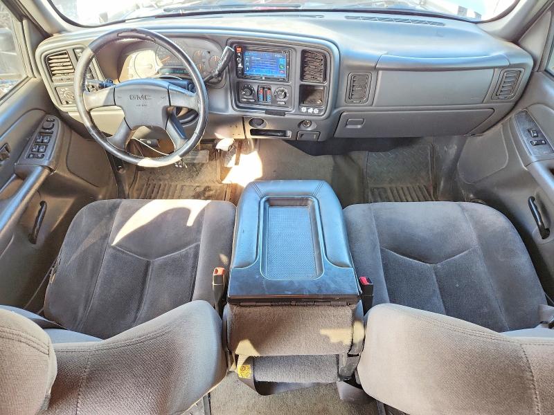Photo 8 from auction – 2006 GMC SIERRA with VIN 1GTHK23U36F267663