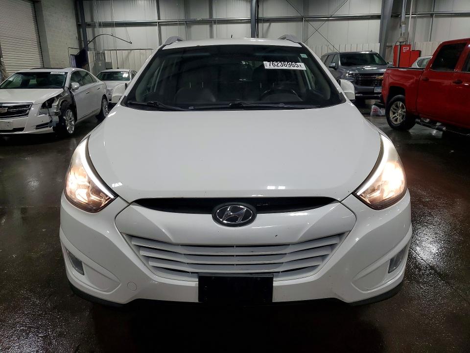 Photo 5 from auction – 2015 HYUNDAI TUCSON with VIN KM8JUCAG3FU059109